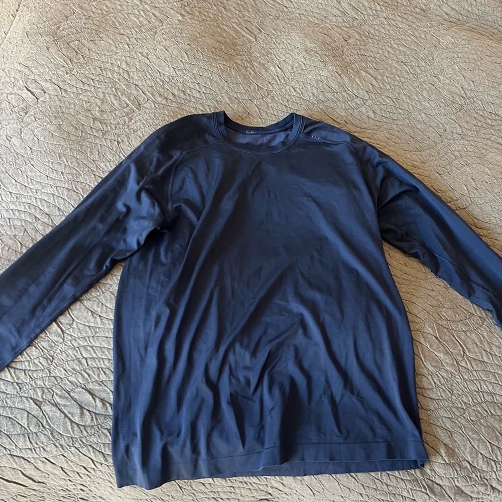 Nike Men's Navy Blue Long Sleeve Shirt